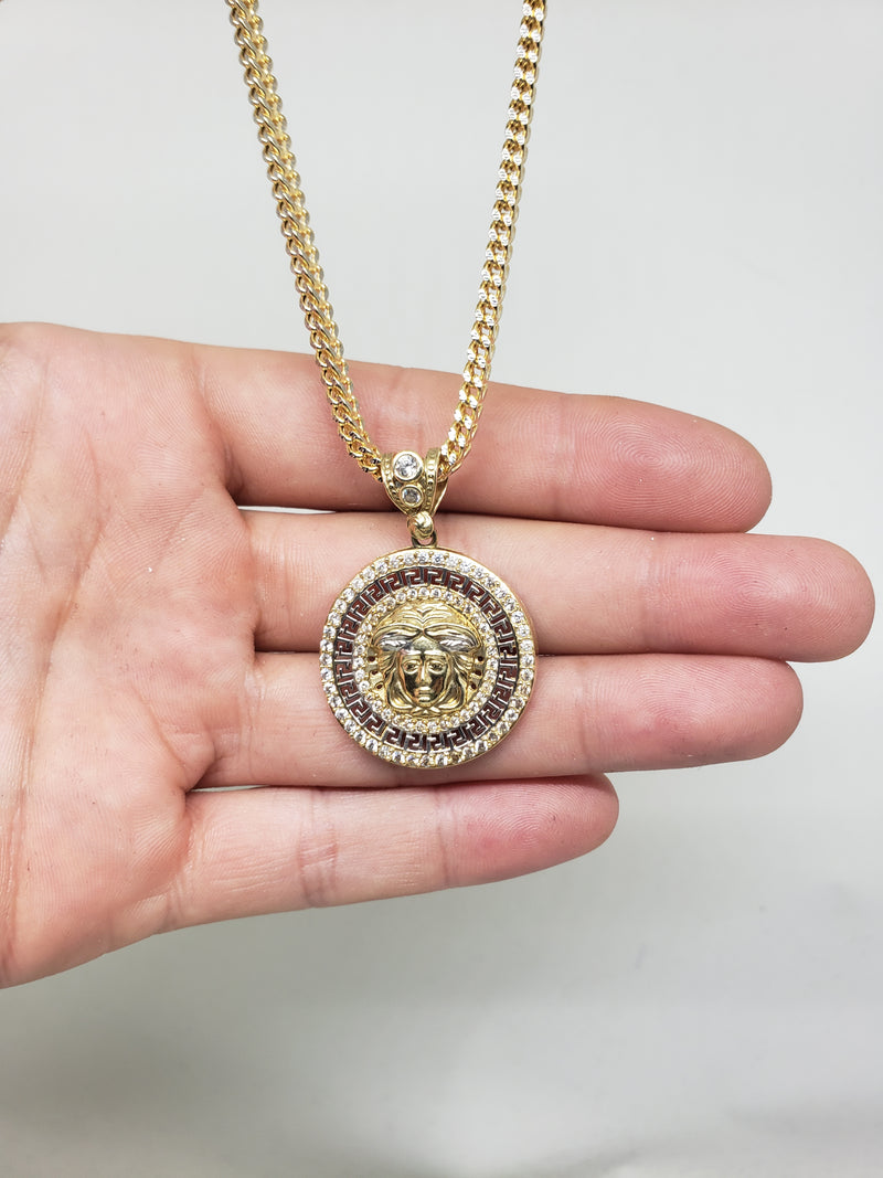 10k Diamond Cut Franco Chain With Round Greek Design Pendant