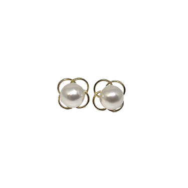 10k Yellow Gold Pearl Earring