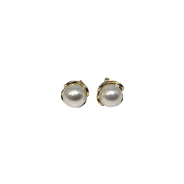 10k Yellow Gold Pearl Earring