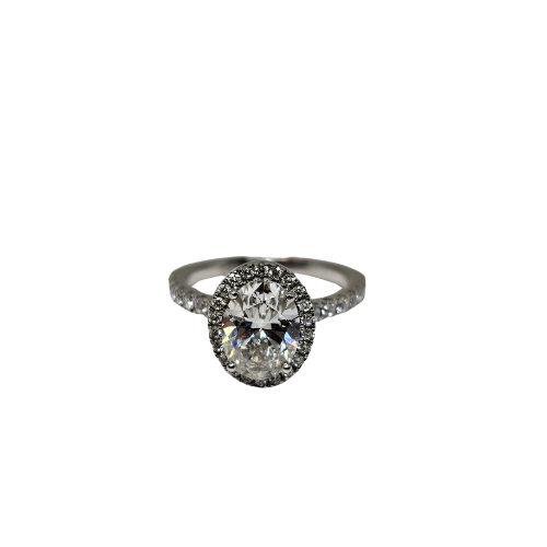 14k Beautiful 2.65ct Oval Ring  Vs Diamonds