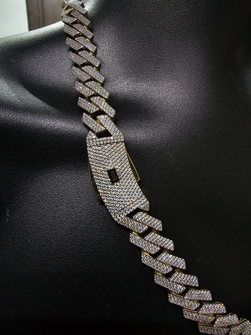 15mm 10k Monaco chain with Crystal Stones