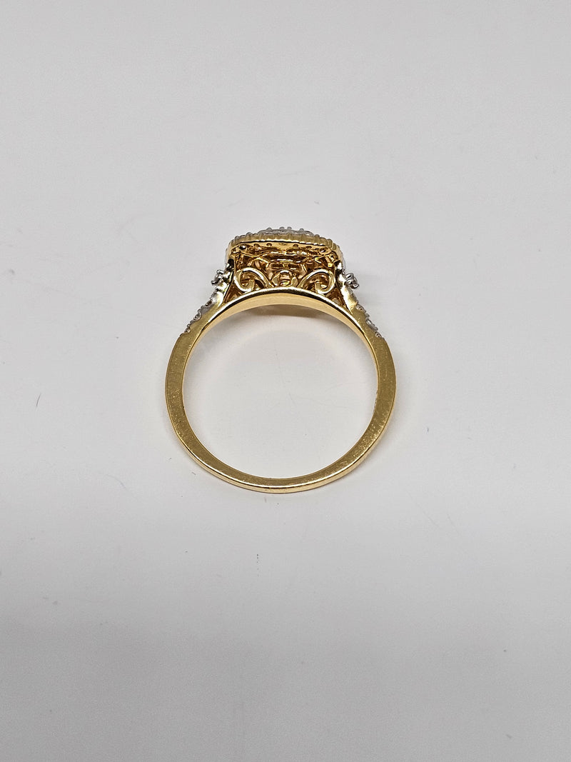 14k Engagement ring 0.90ct Diamonds VS