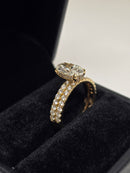 Beautiful oval Shape 2.22CT VS Lab Diamond Engagement Rings in 14K