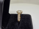 Beautiful oval Shape 3.80CT VS Lab Diamond Engagement Rings in 14K