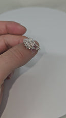 14k flower ring 0.85ct Diamonds