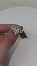 Beautiful Pear shape 2.49CT Lab Diamond Engagement Rings in 14K White Gold
