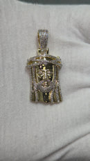 10k jesus 0.67ct diamants