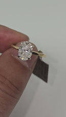 Beautiful Oval  shape 1.58CT Lab Diamond Engagement Rings in 14K Yellow Gold