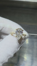 Beautiful Pear Shape 4.37CT VS Lab Diamond Engagement Rings in 14K