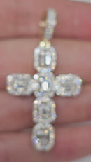 10k1.56ct diamond  VVS/VS emerald Cross