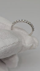 Stunning 14 k white gold with 0.30 carat of natural diamond NATDIA7