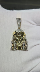10k jesus round 0.60ct diamonds