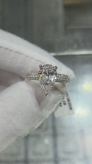 Beautiful pear Shape 3.75CT VS Lab Diamond Engagement Rings in 18k