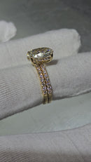 Beautiful oval Shape 3.80CT VS Lab Diamond Engagement Rings in 14K