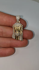 10k 1.00ct diamonds Jesus piece