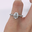 14k 1.00 Ct Oval Center Diamond - Engagement Ring