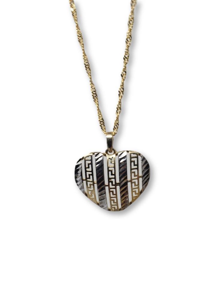 Medusa Heart Necklace in 10k Gold HRT-00989