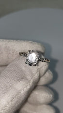 14k 1.00 Ct Oval Center Diamond - Engagement Ring